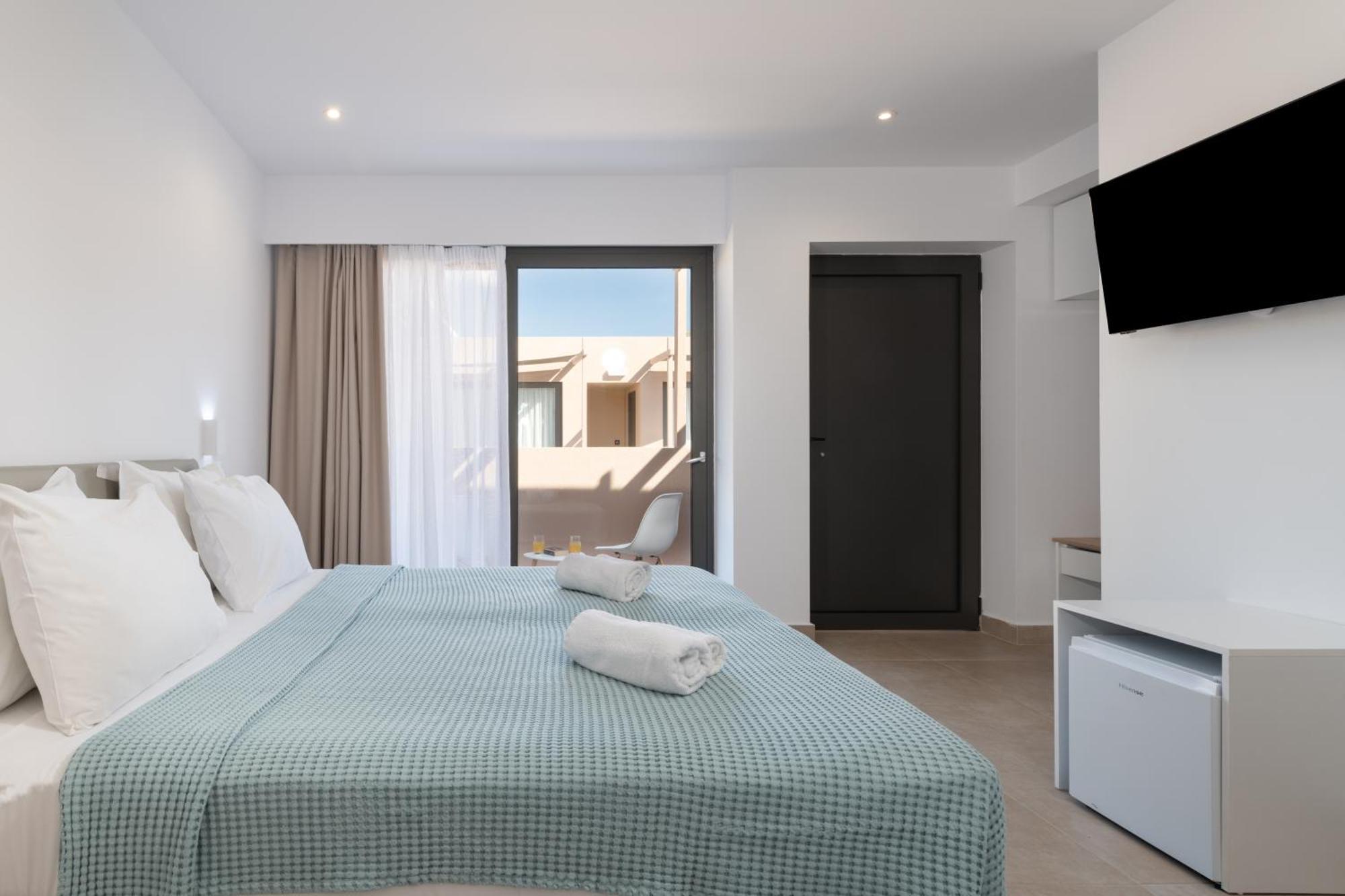 Golden Bee Lifestyle Stalida Exterior foto
