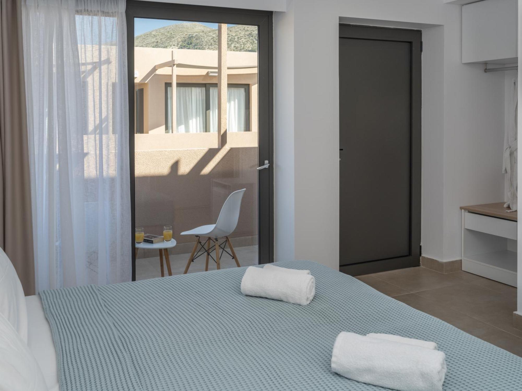 Golden Bee Lifestyle Stalida Exterior foto